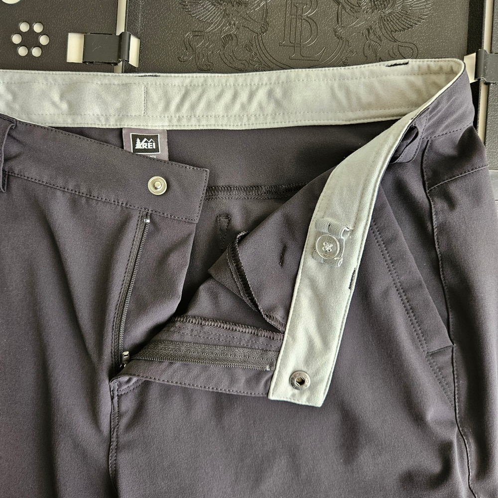 REI Sahara Path Cargo Pant Womens 14 Dark Gray Charcoal Roll Tab Hiking Outdoor - Picture 5 of 16